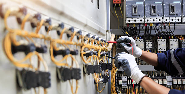 Professional Electrician technician working in Ingram, TX